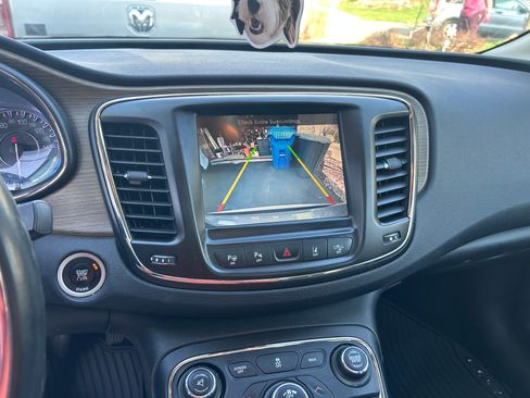 Used 2015 Chrysler 200 C w/ Navigation & Sound Group I image 10