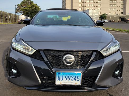Used 2021 Nissan Maxima SR w/ Sport Mat Group FWD image 6