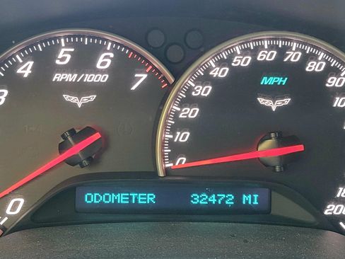 Used 2009 Chevrolet Corvette Coupe w/ Preferred Equipment Group image 9