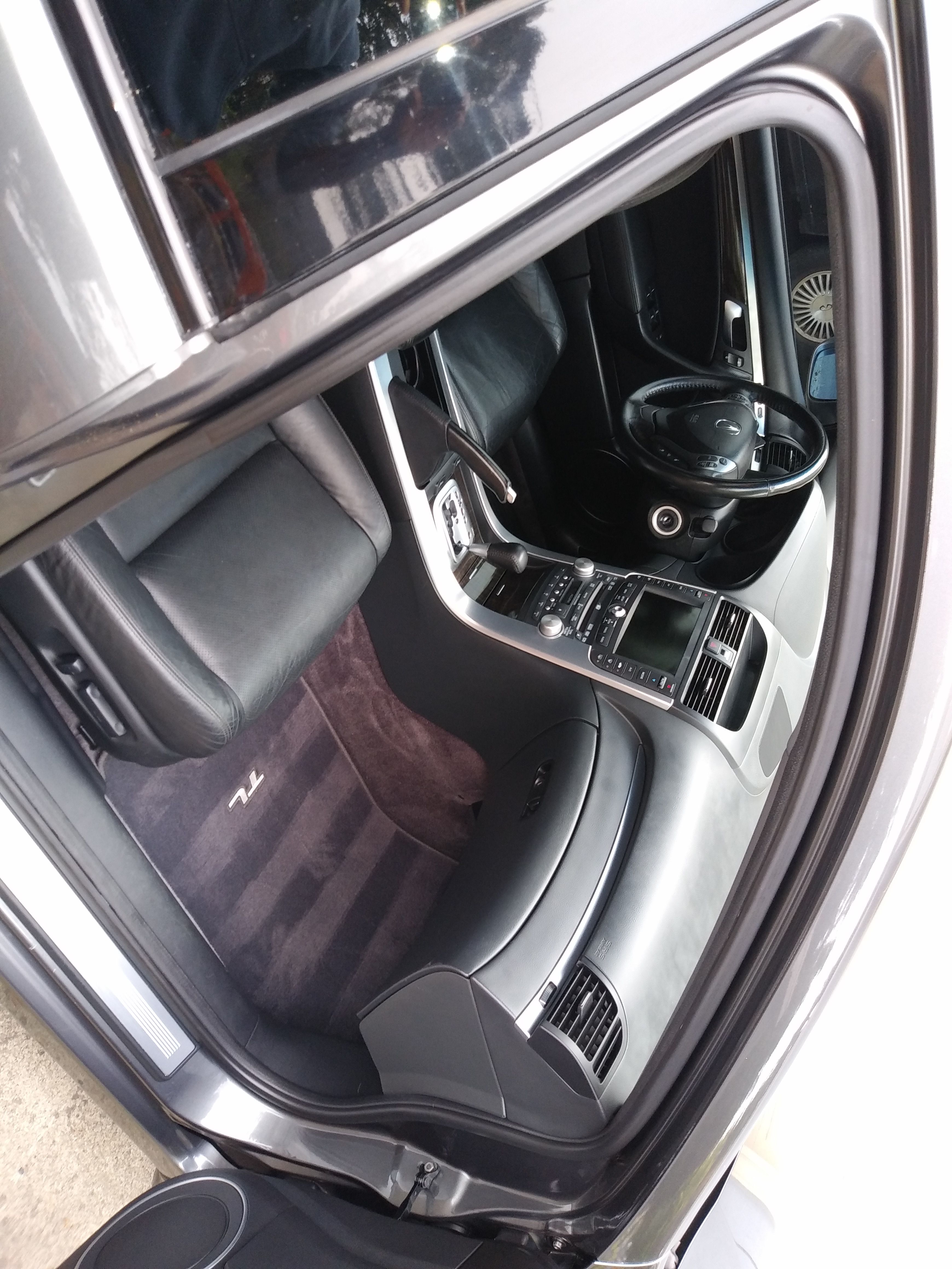Used 2008 Acura TL FWD image 1