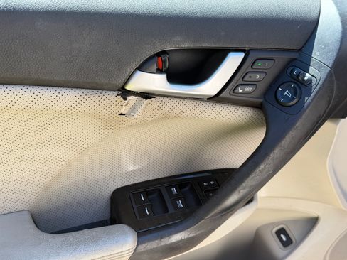 Used 2011 Acura TSX Sedan FWD image 16