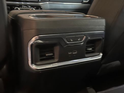 Used 2024 GMC Sierra 3500 SLT w/ SLT Premium Package image 11