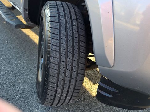 Used 2021 Toyota Tacoma SR5 image 10