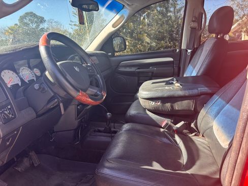 Used 2005 Dodge Ram 1500 Truck SLT image 5