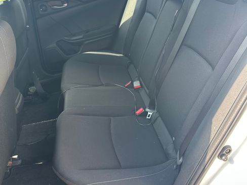 Used 2019 Honda Civic EX image 10