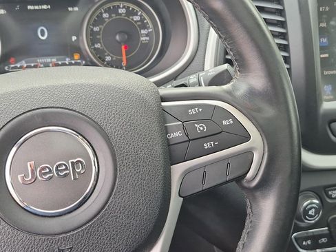 Used 2016 Jeep Cherokee Trailhawk w/ Trailer Tow Group AWD/4WD image 6