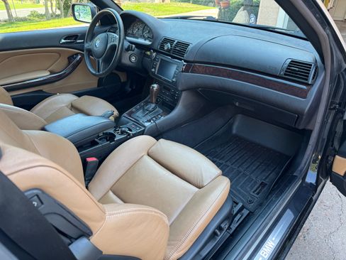Used 2006 BMW 325Ci Convertible RWD image 11