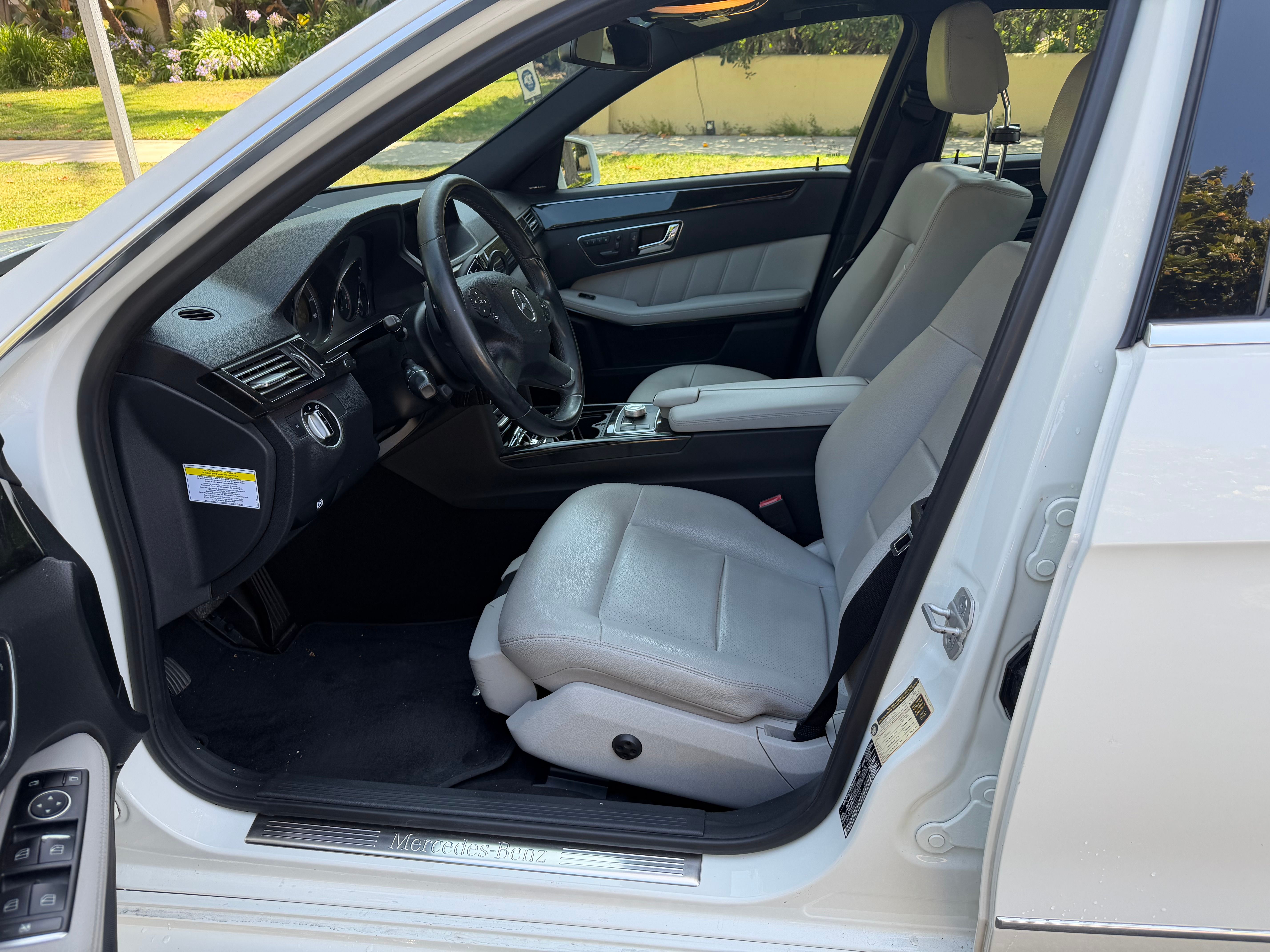 Used 2011 Mercedes-Benz E 350 Sedan image 6