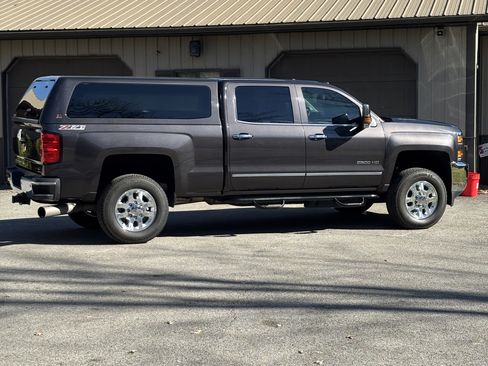 Used 2015 Chevrolet Silverado 2500 LTZ w/ Duramax Plus Package image 10