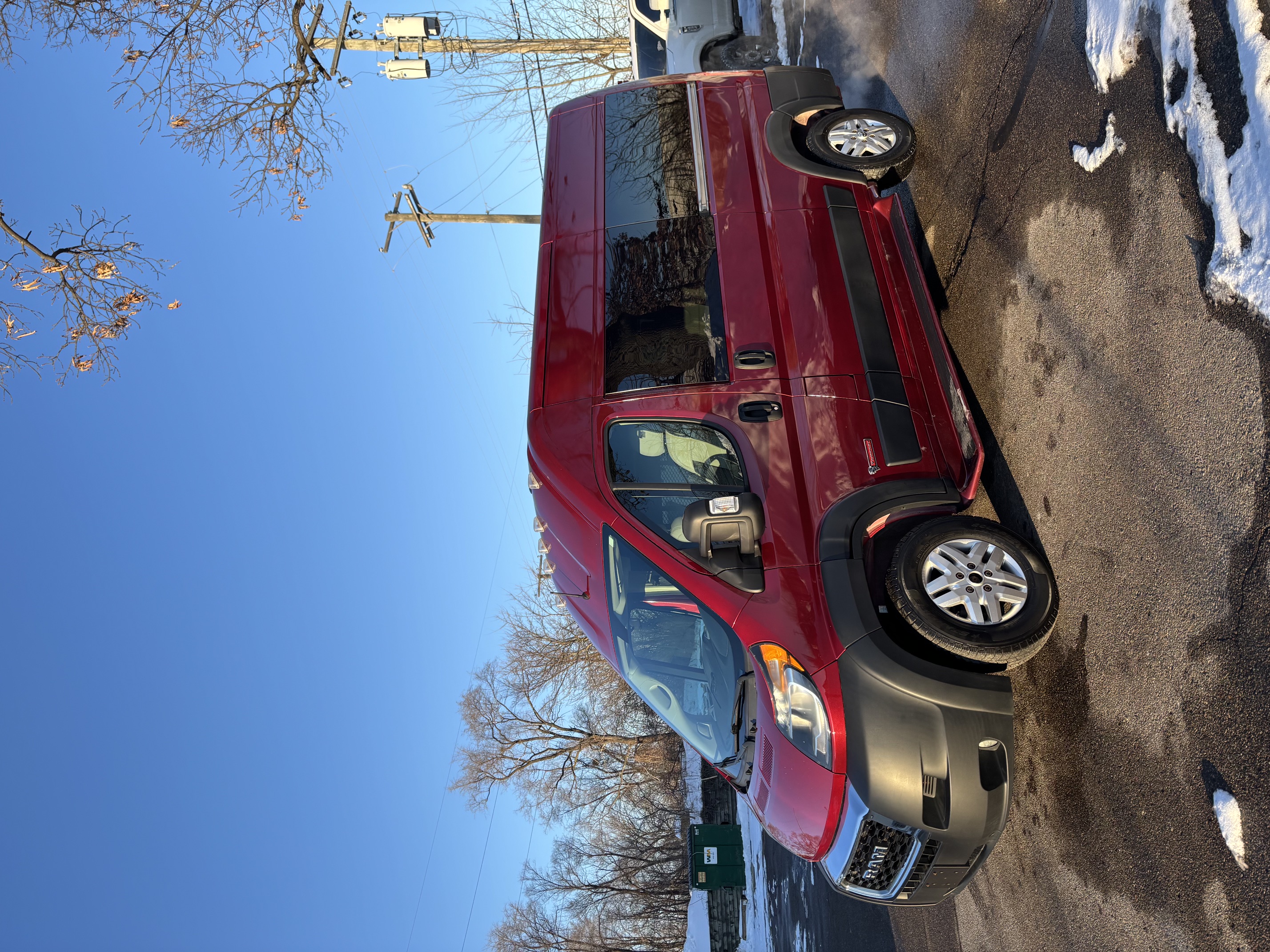 Used 2020 RAM ProMaster 2500 w/ Premium Appearance Group FWD image 19