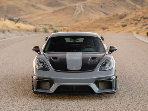 Used 2025 Porsche 718 Cayman GT4 RS RWD image 13