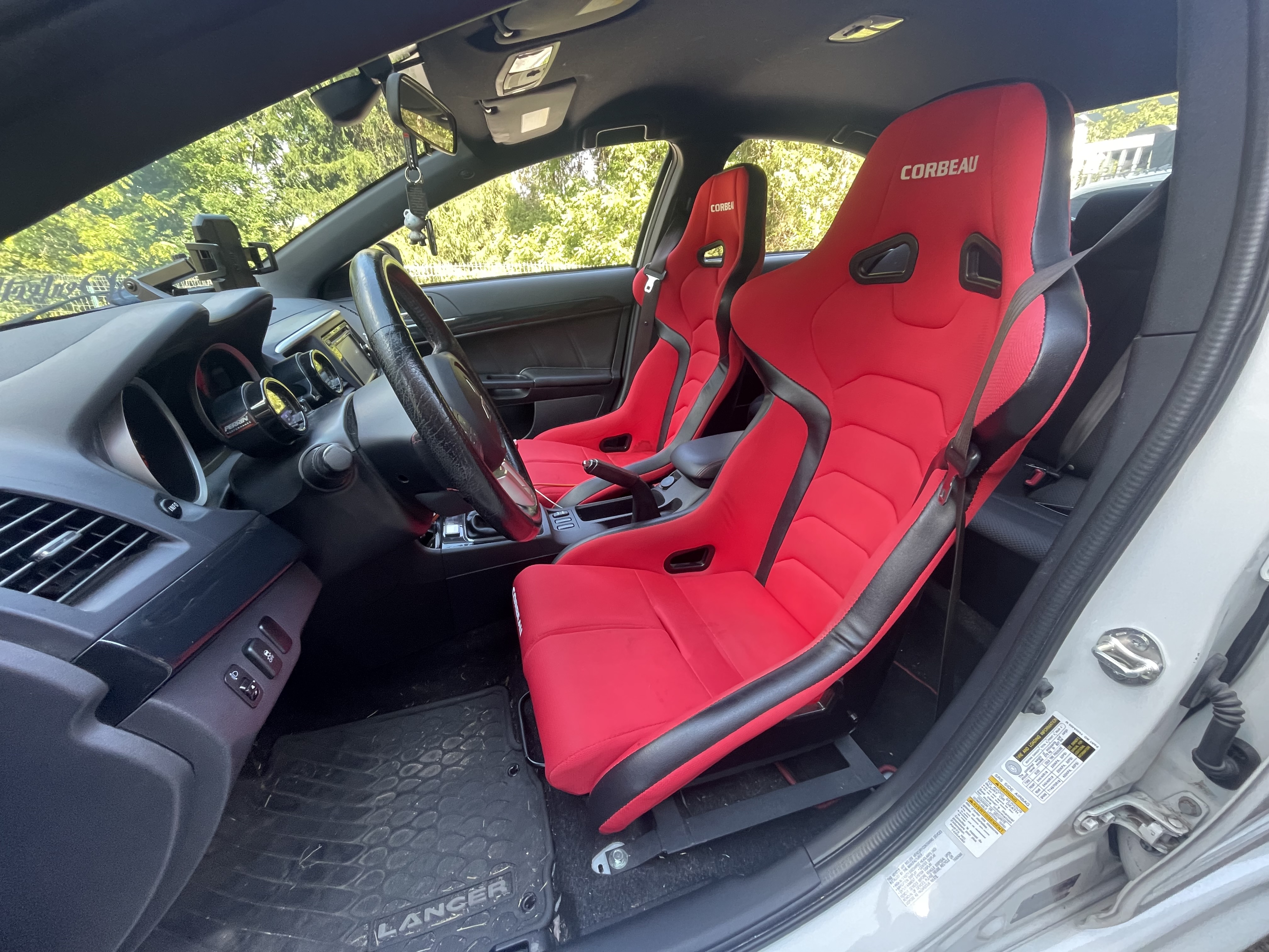 Used 2015 Mitsubishi Lancer Evolution Final Edition AWD/4WD image 15