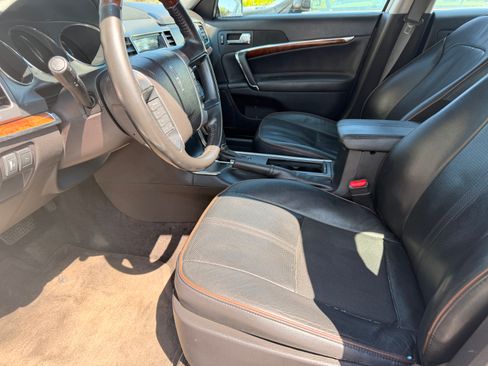 Used 2012 Lincoln MKZ image 5