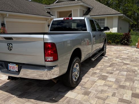 Used 2018 RAM 3500 Tradesman w/ Chrome Appearance Group RWD image 6
