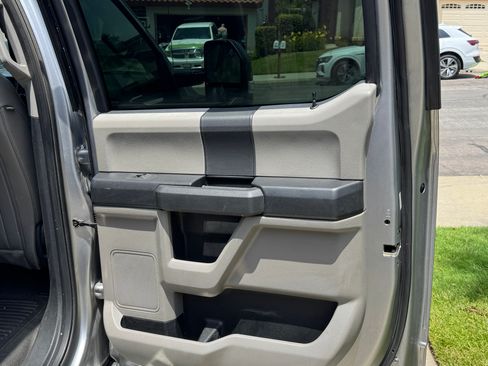 Used 2020 Ford F350 XL w/ STX Appearance Package AWD/4WD image 9