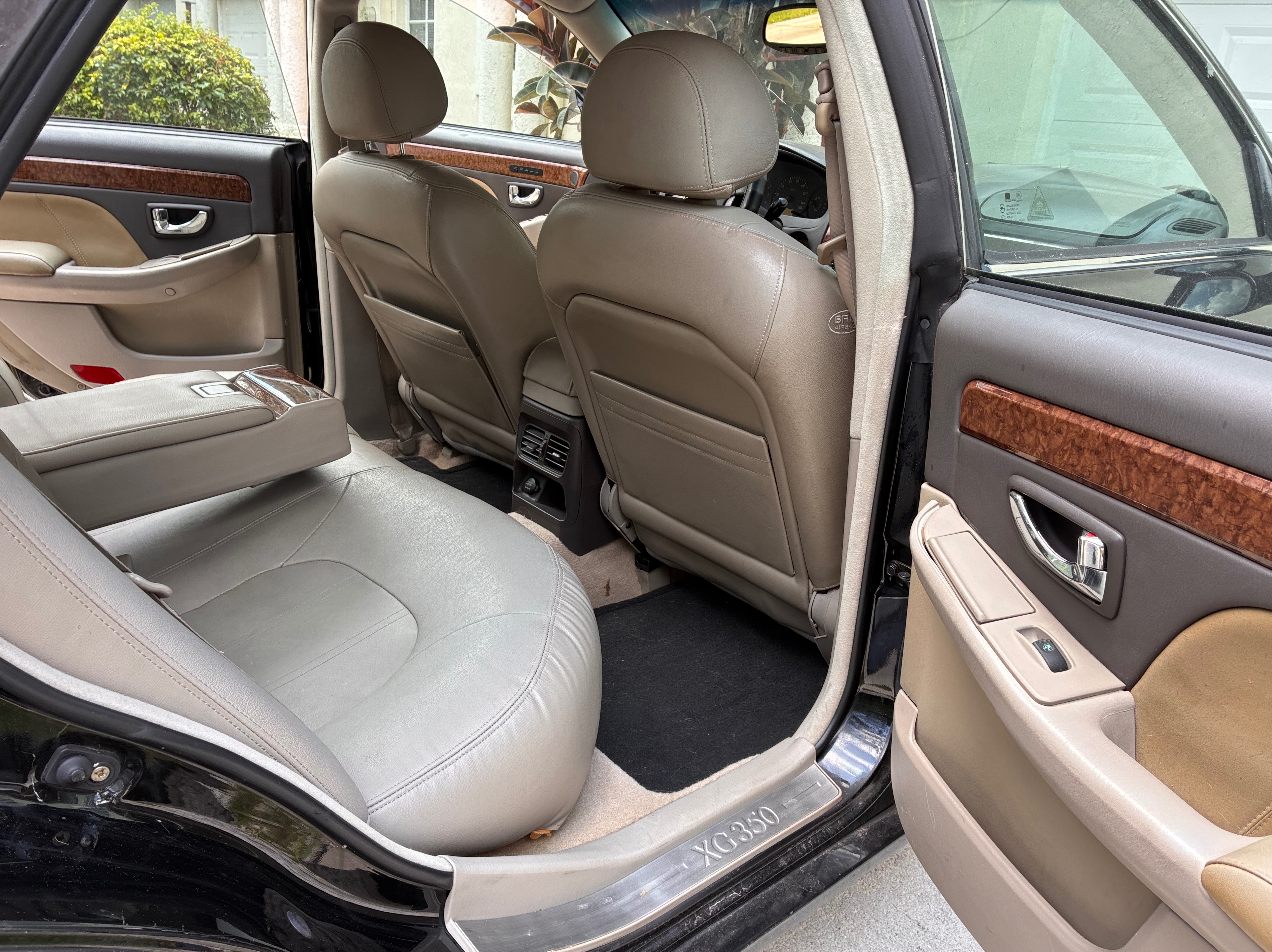 Used 2005 Hyundai XG350 L FWD image 4