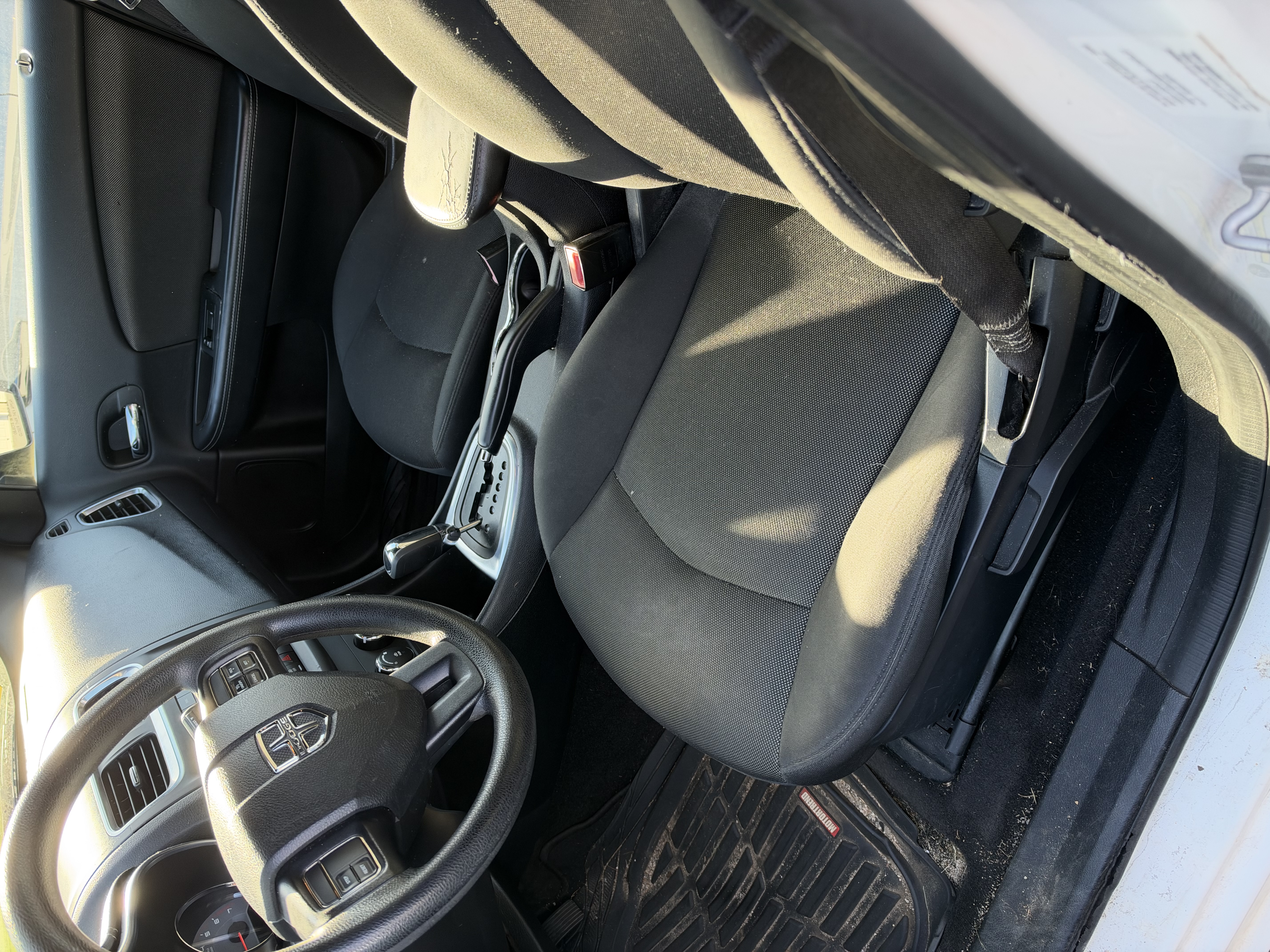 Used 2014 Dodge Avenger SE FWD image 10