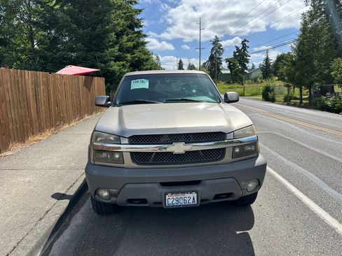 Used 2002 Chevrolet Avalanche 2500 RWD image 16