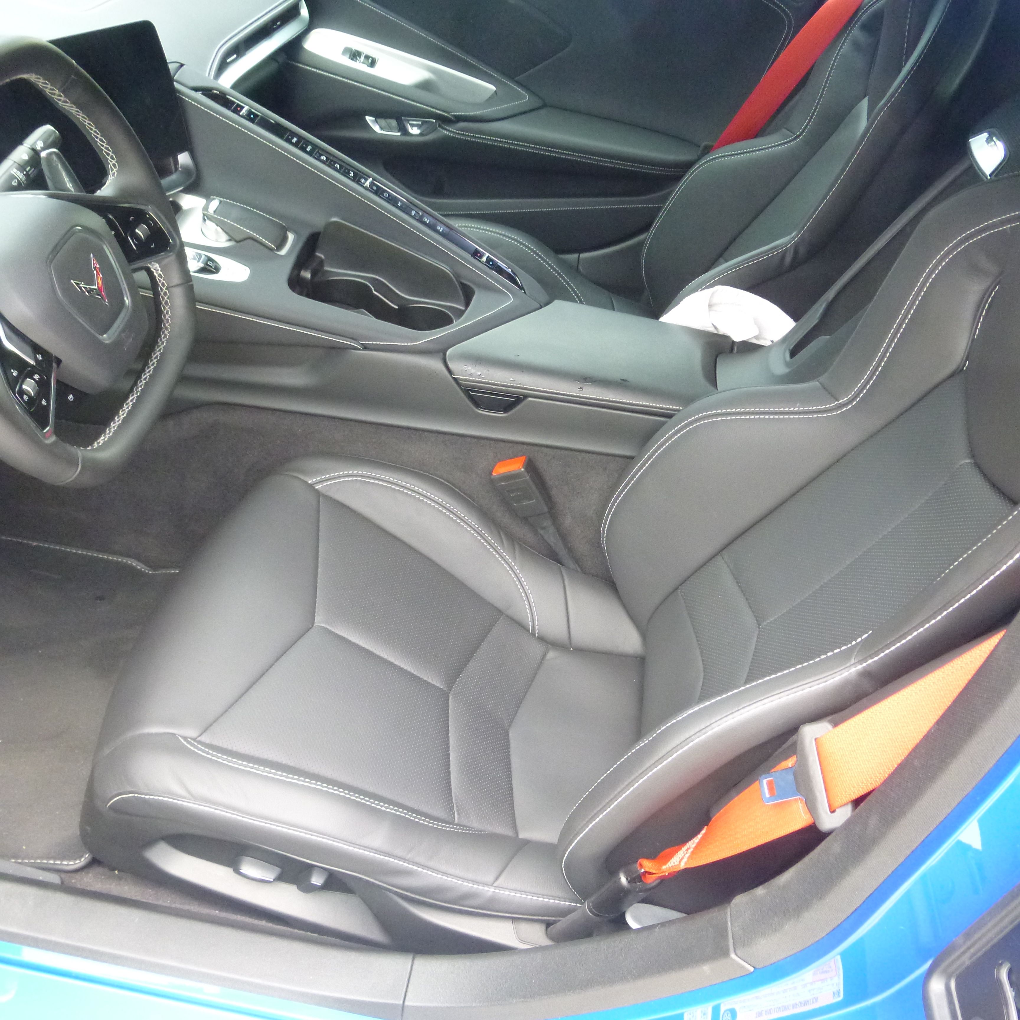 Used 2024 Chevrolet Corvette Stingray Coupe w/ 1LT RWD image 8