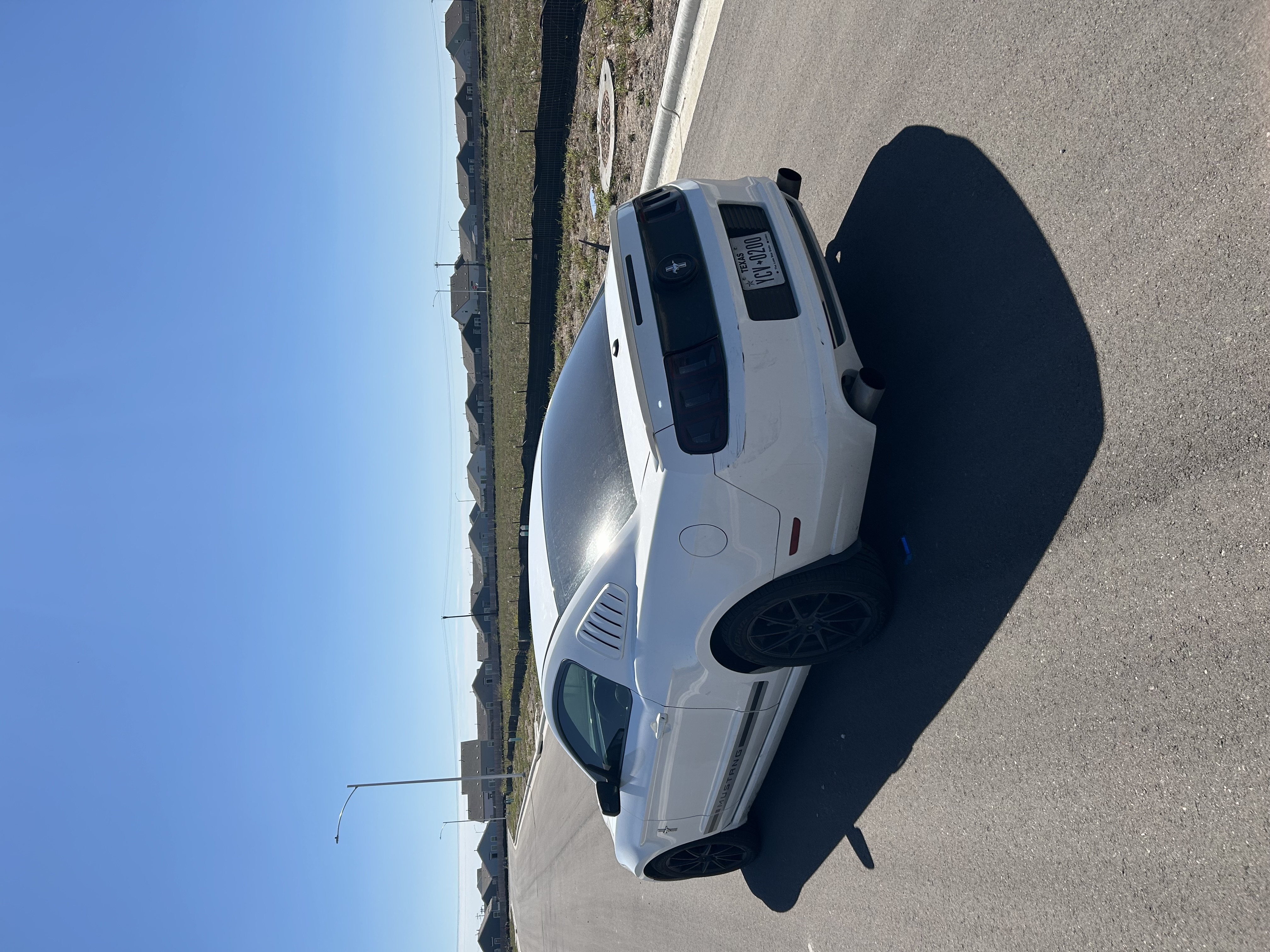 Used 2013 Ford Mustang Premium RWD image 5