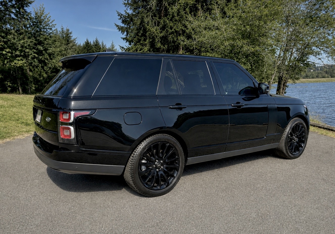 Used 2018 Land Rover Range Rover HSE AWD/4WD image 19