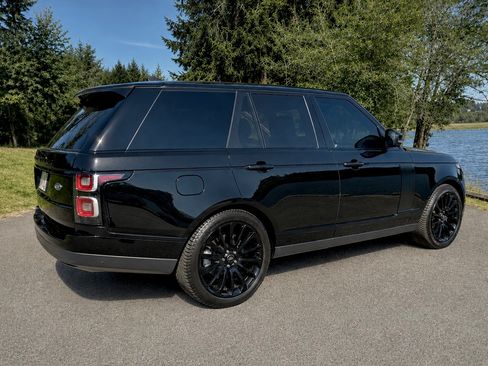 Used 2018 Land Rover Range Rover HSE AWD/4WD image 19