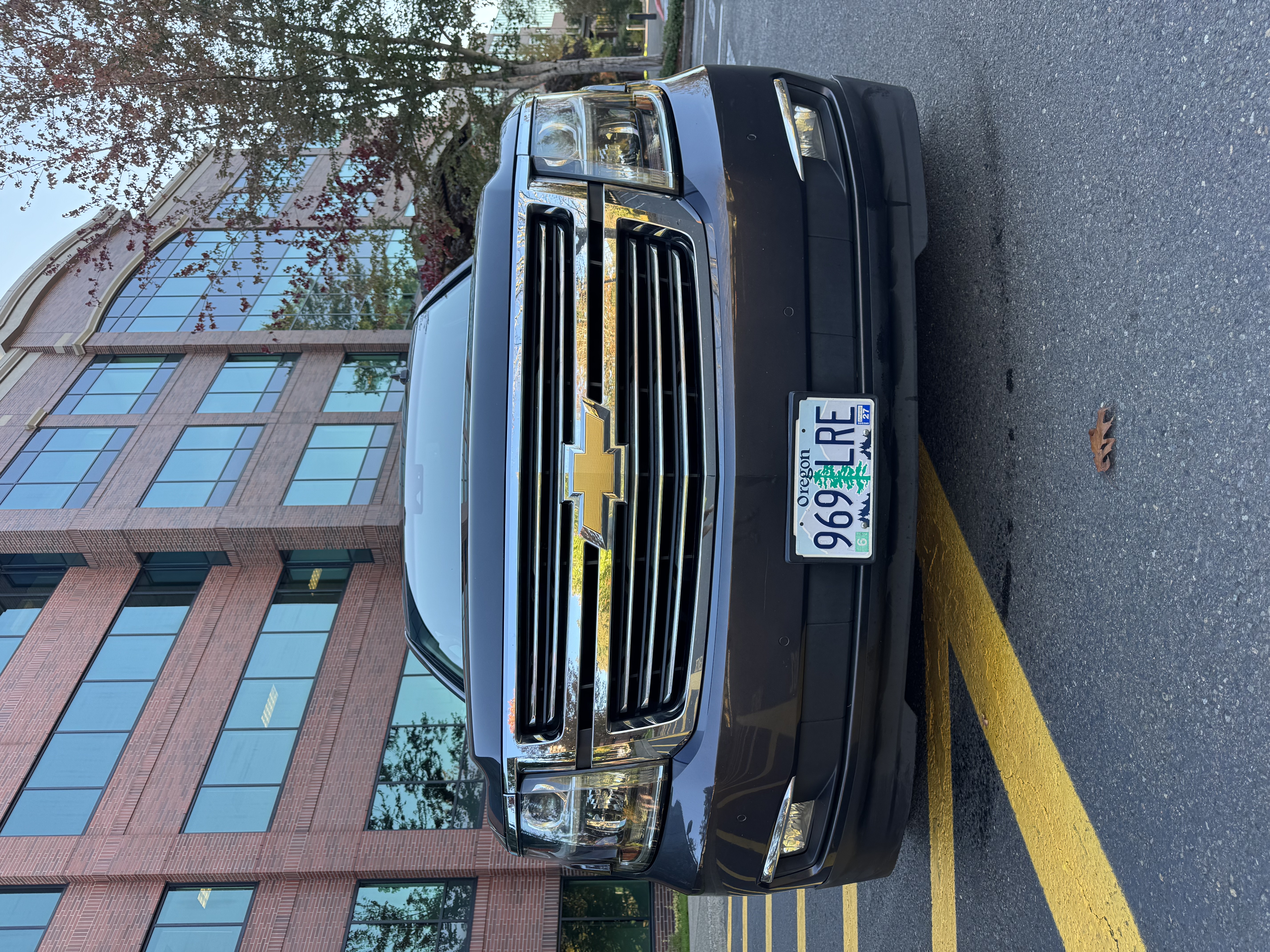 Used 2018 Chevrolet Tahoe Premier AWD/4WD image 15