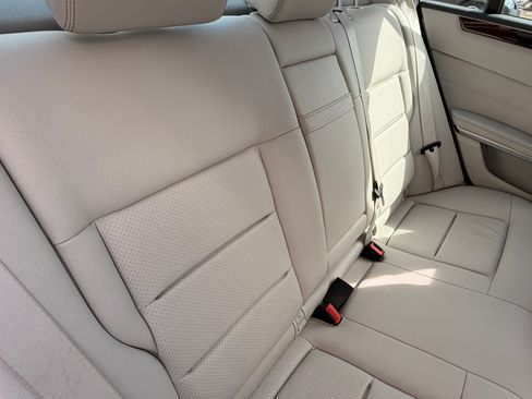 Used 2015 Mercedes-Benz E 350 E 350 4MATIC Sedan 4D image 12