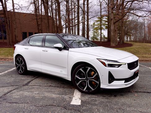Used 2022 Polestar Polestar 2 w/ Performance Package image 2