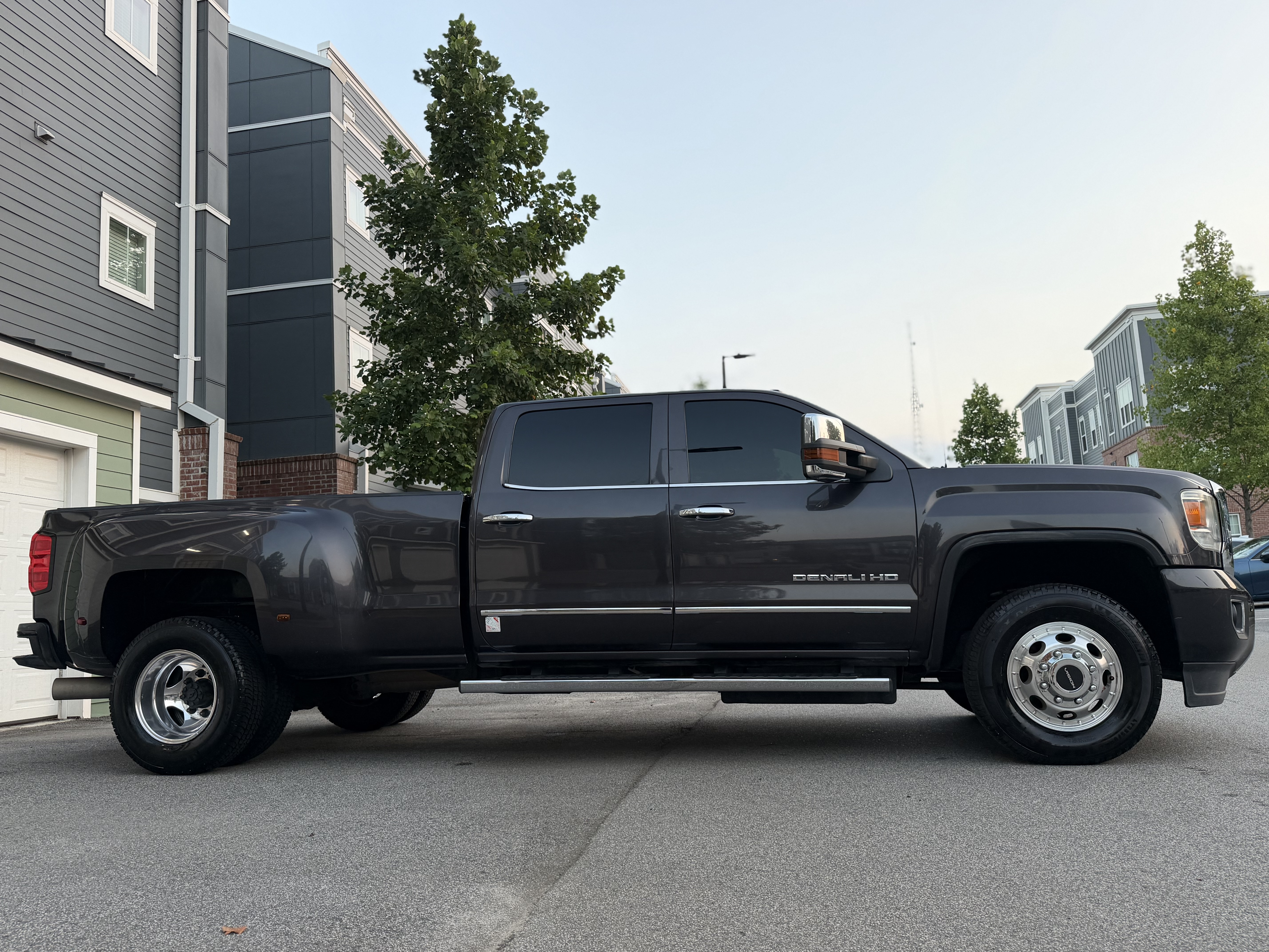 Used 2015 GMC Sierra 3500 Denali w/ Duramax Plus Package AWD/4WD image 22