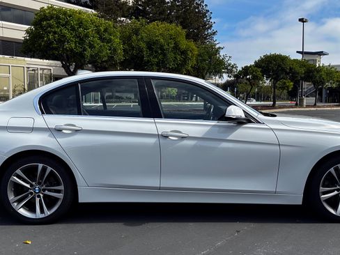Used 2016 BMW 328i Sedan RWD image 11
