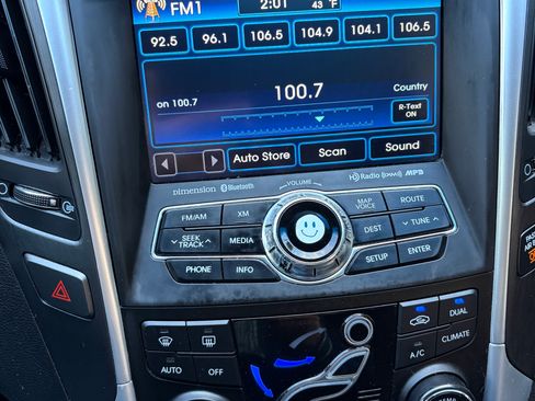 Used 2012 Hyundai Sonata SE w/ Navigation & Sunroof Pkg image 9