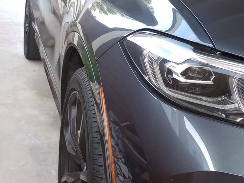 Used 2022 BMW X7 xDrive40i w/ M Sport Package image 17