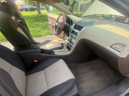 Used 2012 Chevrolet Malibu LS w/ LS Uplevel Package FWD image 10