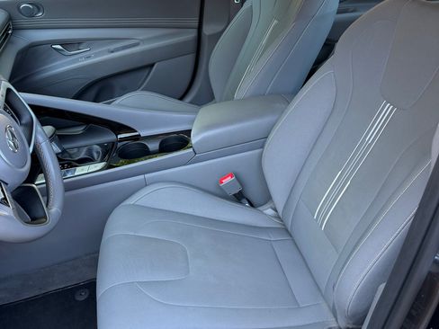 Used 2021 Hyundai Elantra SEL w/ Convenience + Premium Package FWD image 14