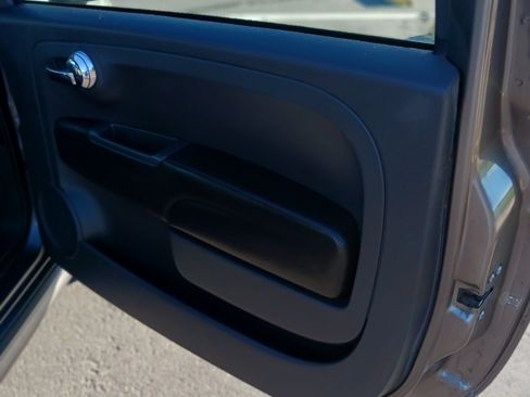 Used 2013 FIAT 500 Sport image 8