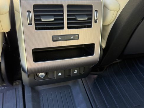 Used 2019 Land Rover Range Rover Sport HSE AWD/4WD image 13