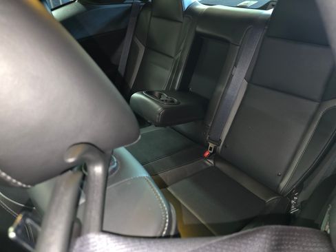 Used 2016 Dodge Challenger R/T Plus RWD image 9