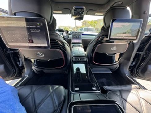 Used 2022 Mercedes-Benz Maybach S 580 4MATIC image 12