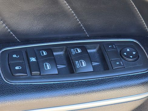 Used 2015 Dodge Charger SXT w/ Plus Group image 14