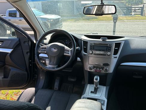 Used 2012 Subaru Legacy 3.6R Premium image 2