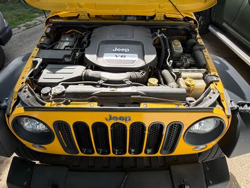 Used 2015 Jeep Wrangler Unlimited Sport AWD/4WD image 20