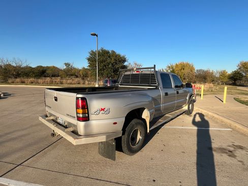 Used 2004 Chevrolet Silverado 3500 LS w/ Skid Plate Package image 5
