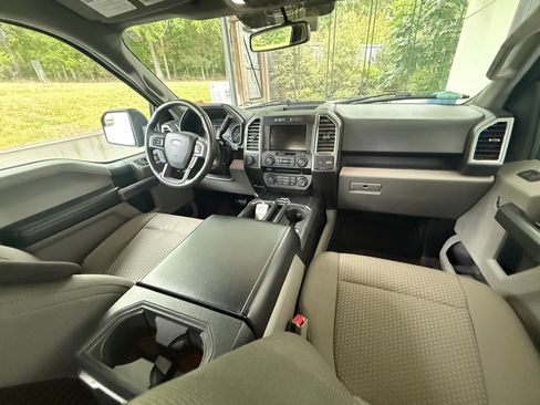 Used 2015 Ford F150 XLT w/ Equipment Group 302A Luxury AWD/4WD image 9