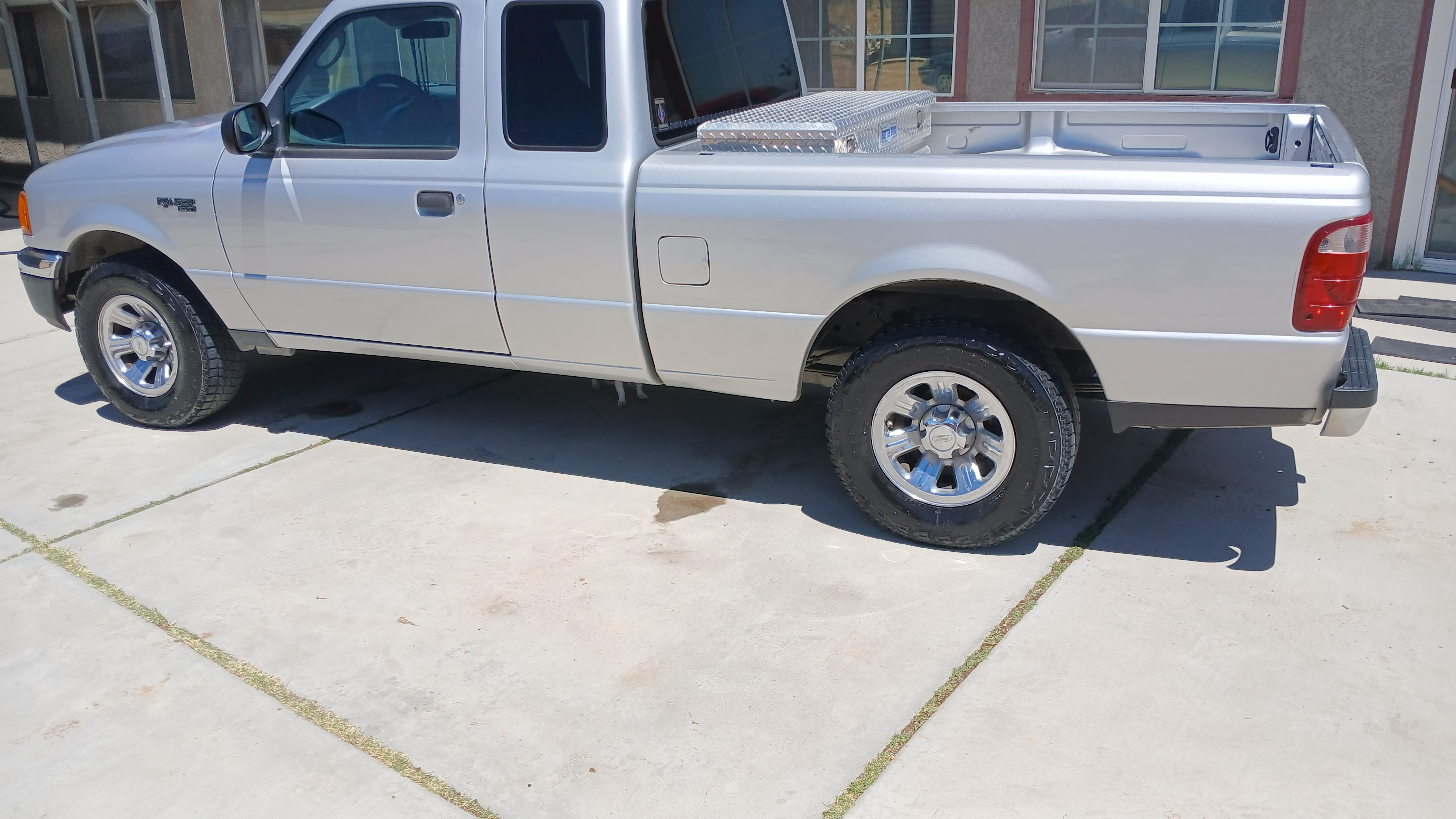 Used 2004 Ford Ranger XLT RWD image 2