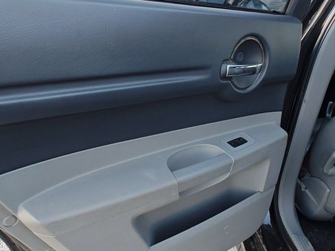 Used 2005 Dodge Magnum R/T w/ Convenience Group II image 12