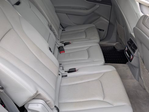 Used 2017 Audi Q7 3.0T Premium Plus image 15