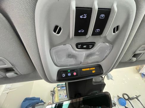 Used 2023 Chevrolet Bolt EUV Premier w/ Sun & Sound Package image 6