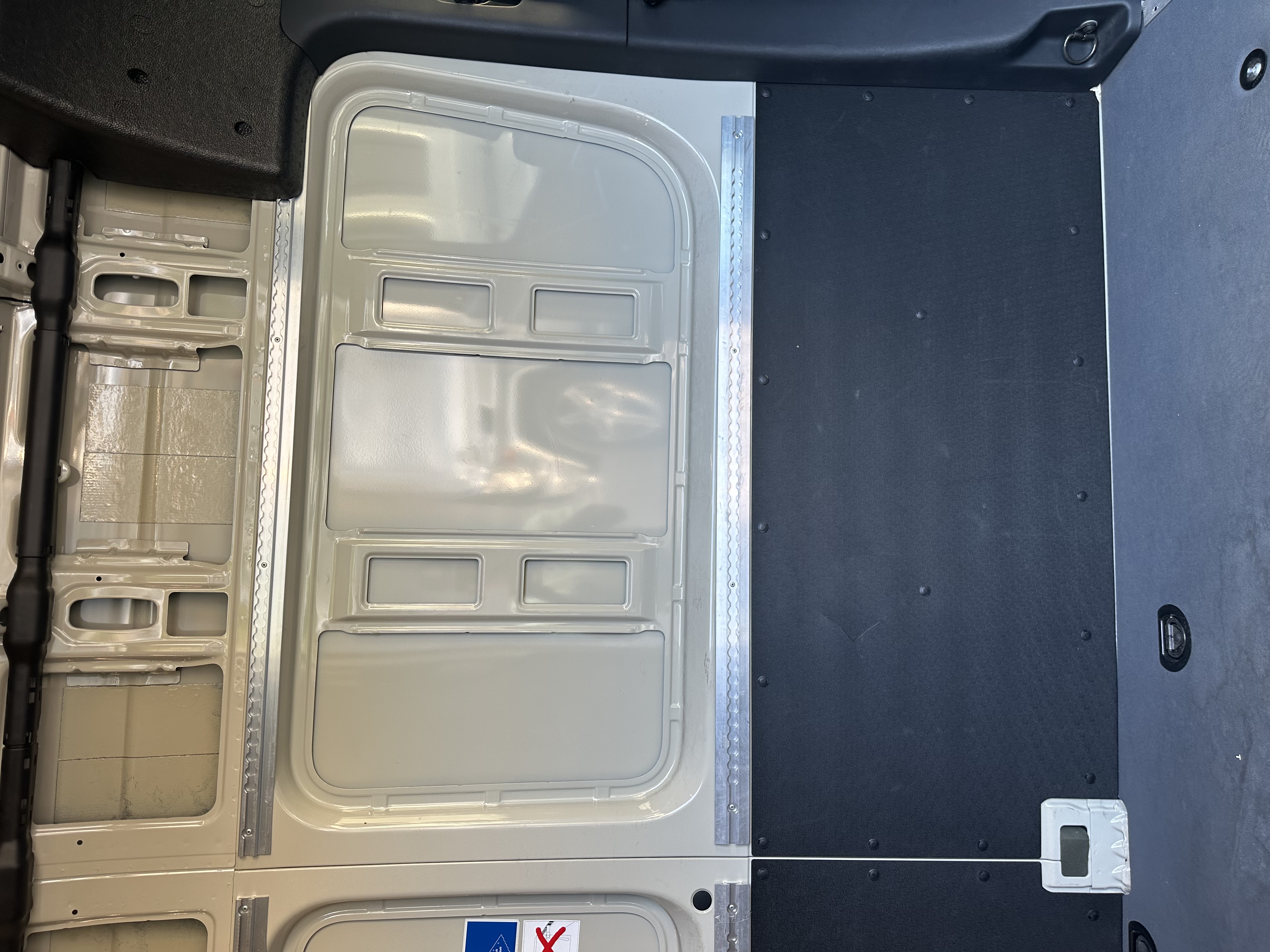 Used 2023 Mercedes-Benz Sprinter 2500 image 29