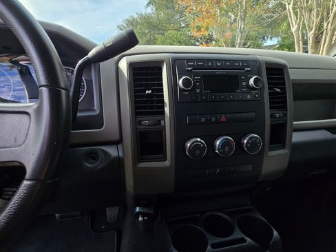 Used 2009 Dodge Ram 1500 Truck ST w/ ST Popular Equipment Group image 4